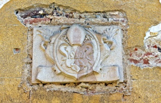 Wappen am Wirtschaftsgebäude