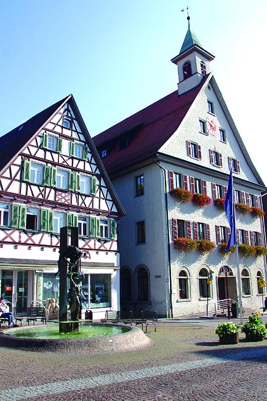 Rathaus und Panscherbrunner