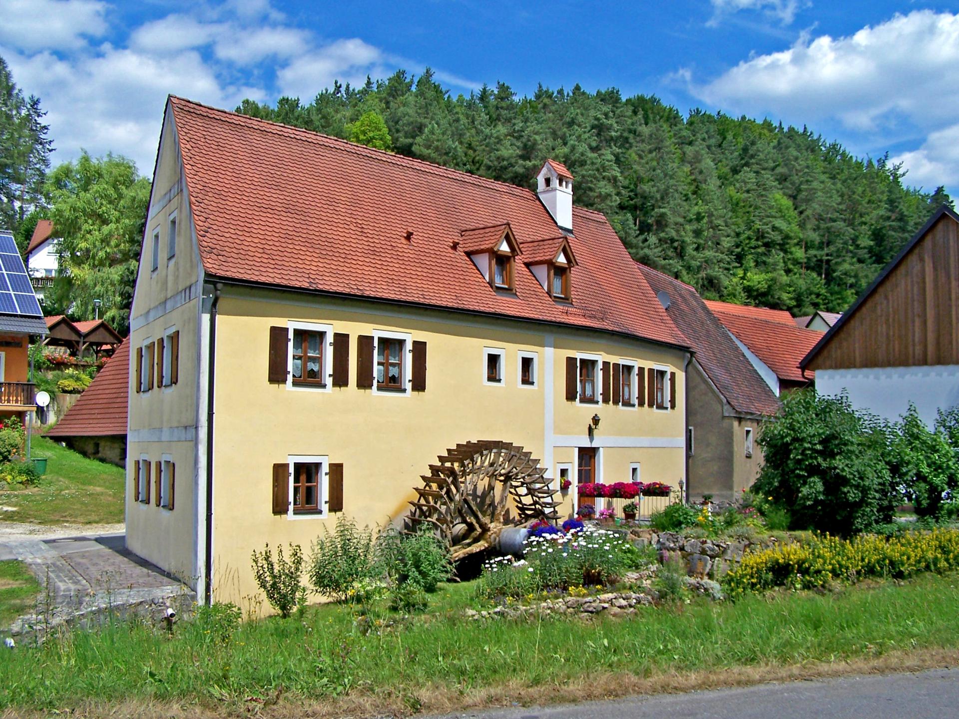 Eine von drei Mühlen am Högenbach