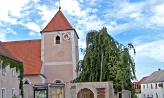 Die evangelische Nikolauskirche